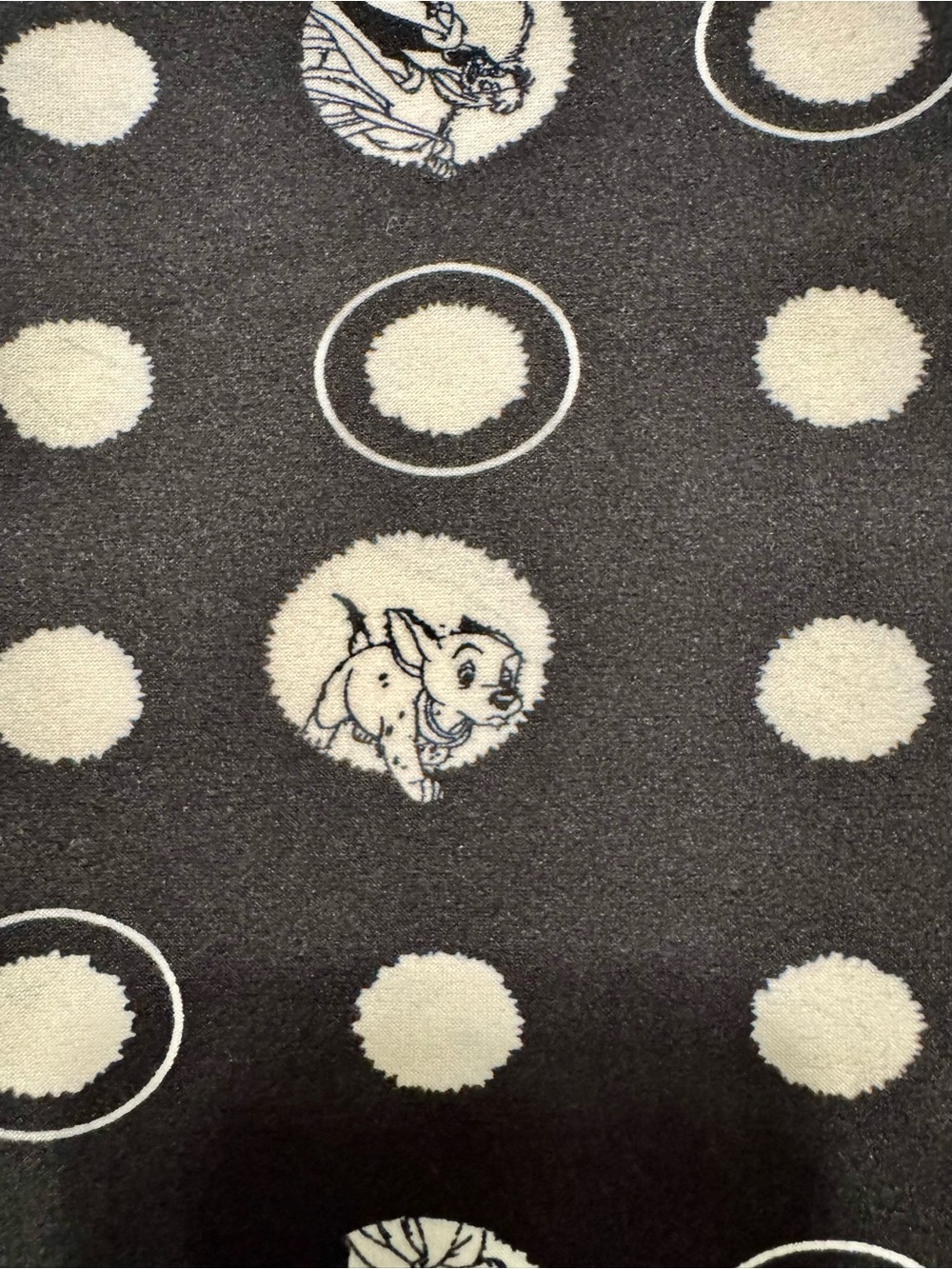 101 Dalmations - LuLaRoe Disney TC Leggings Black White Rare Collector Print - Picture 7 of 9